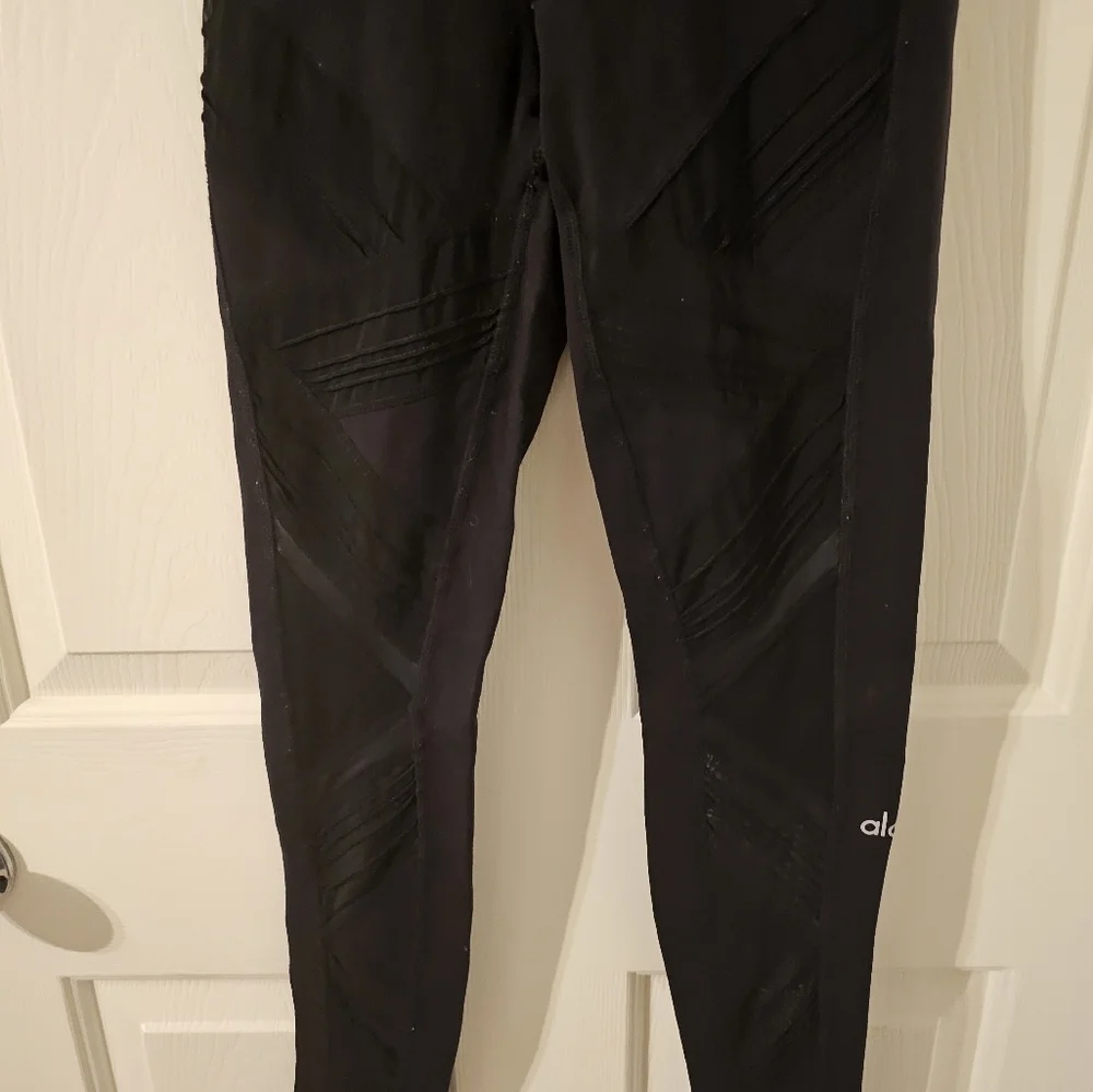 Alo Leggings 3 Pair Bundle Size XS
